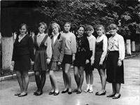 Дівчата 10-го класу, 1994 рік